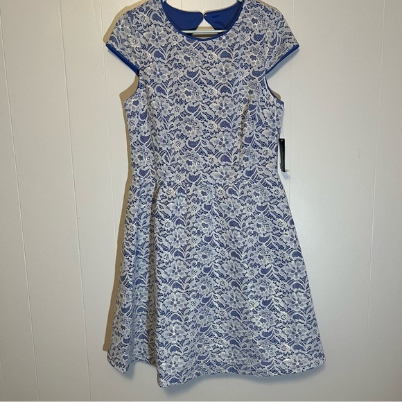 NWT Hailey Adrianna Papell Cocktail Dress Cap Sleeve Fit & Flare Keyhole Back 12 - Picture 11 of 11